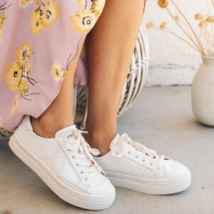 Soludos Women's Ibiza Platform Classic Leather Sneaker White Casual Summer 9.5